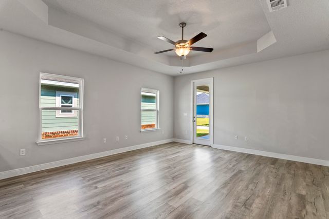 135 Cool Breeze Drive, Freeport, FL 32439