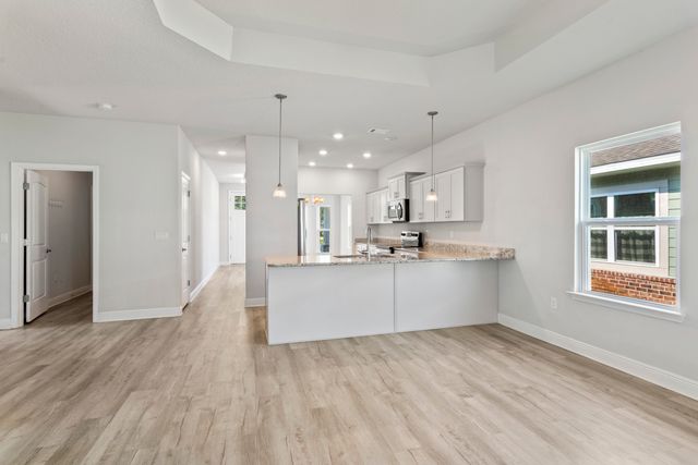 135 Cool Breeze Drive, Freeport, FL 32439