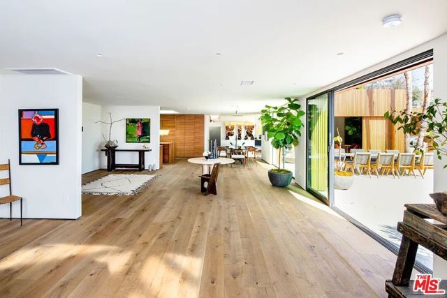 1883 Rising Glen Road, Los Angeles, CA 90069