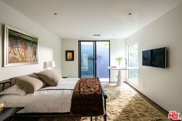 1883 Rising Glen Road, Los Angeles, CA 90069