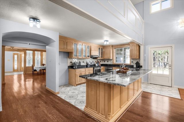 8248 Meadowbrook Drive, Fort Worth, TX 76120