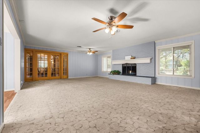 8248 Meadowbrook Drive, Fort Worth, TX 76120