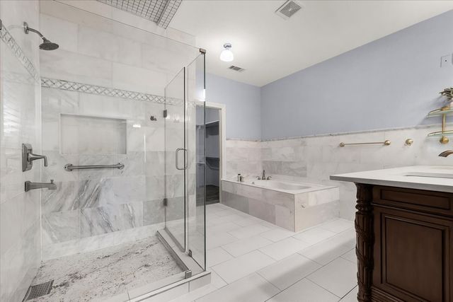 8248 Meadowbrook Drive, Fort Worth, TX 76120