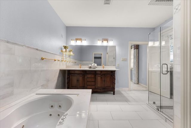 8248 Meadowbrook Drive, Fort Worth, TX 76120