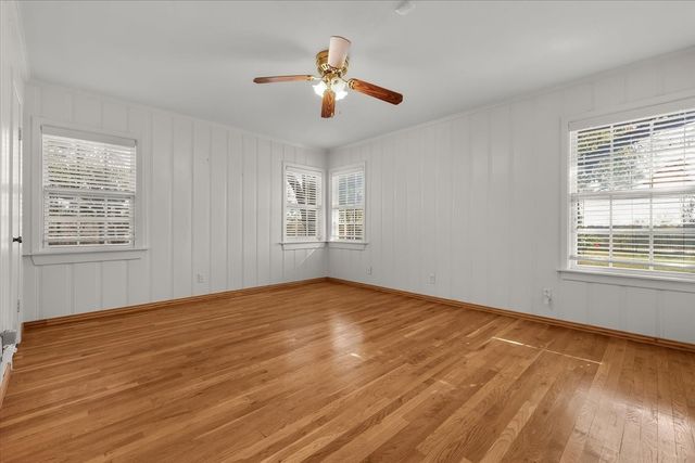 8248 Meadowbrook Drive, Fort Worth, TX 76120