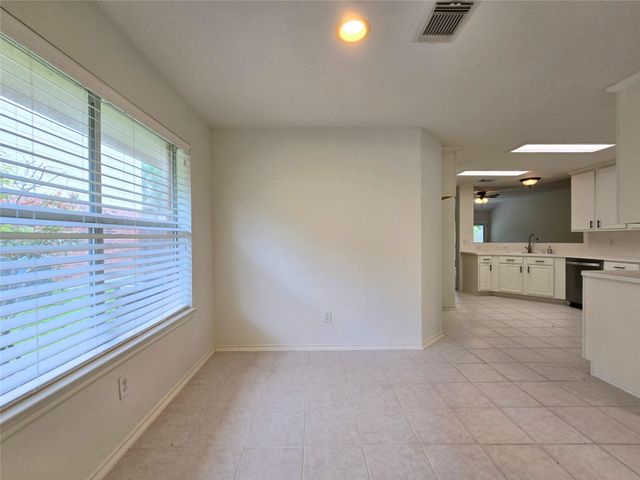 147 W Russet Grove Circle, The Woodlands, TX 77384