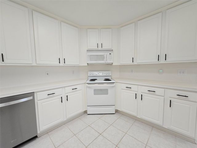 147 W Russet Grove Circle, The Woodlands, TX 77384