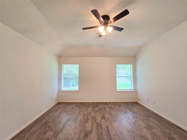 147 W Russet Grove Circle, The Woodlands, TX 77384