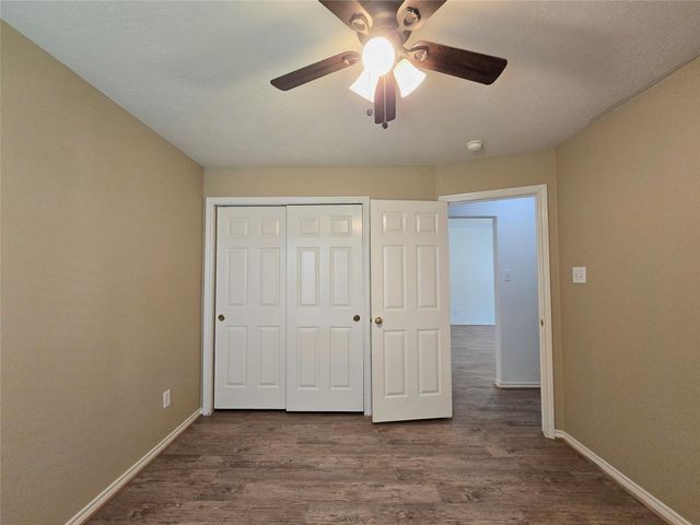 147 W Russet Grove Circle, The Woodlands, TX 77384