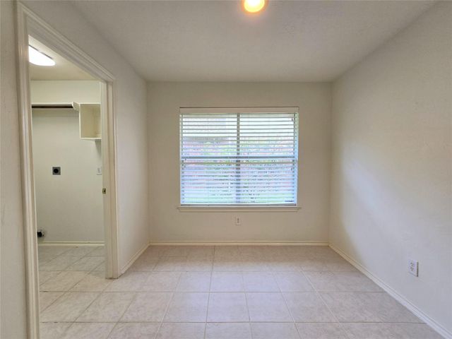 147 W Russet Grove Circle, The Woodlands, TX 77384