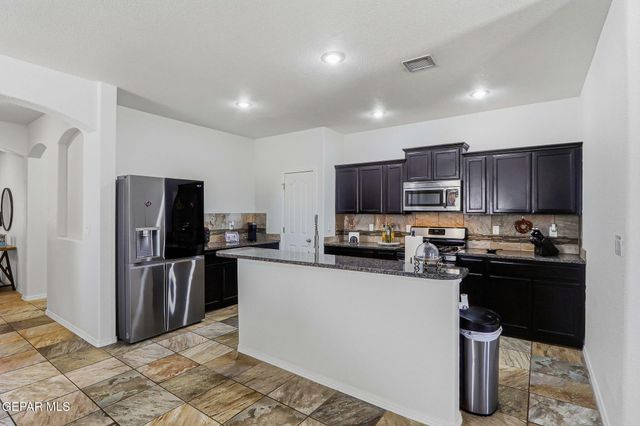 12326 Thren, El Paso, TX 79928