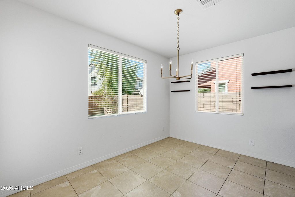 7326 N 89TH Lane, Glendale, AZ 85305 — photo 5