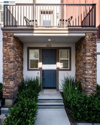 3986 Pino Grande Rd, Dublin, CA 94568