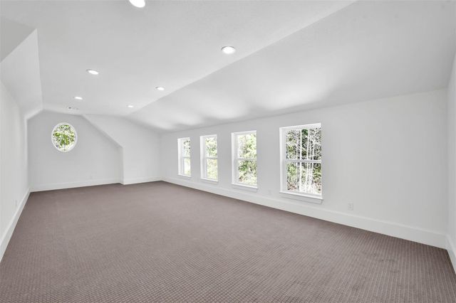 136 Grand View, Huntsville, TX 77340