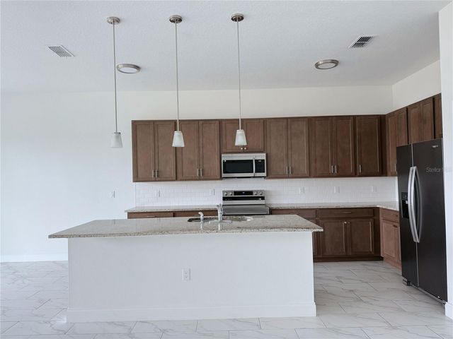 725 DENNIS STREET, Orlando, FL 32807