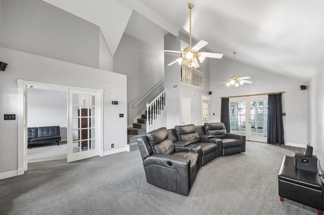 1003 Eagle Lake Road, Sealy, TX 77474