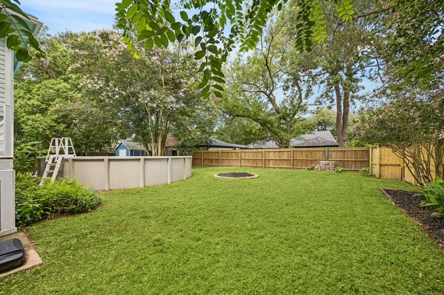 1003 Eagle Lake Road, Sealy, TX 77474