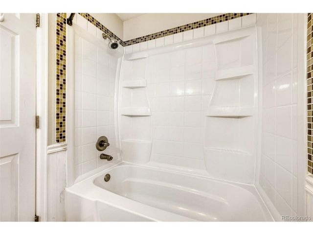 9787 Lane St, Thornton, CO 80260