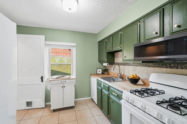 3702 Brotherton Road, Cincinnati, OH 45209