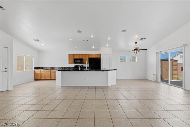 1116 Christopher View Avenue, North Las Vegas, NV 89032