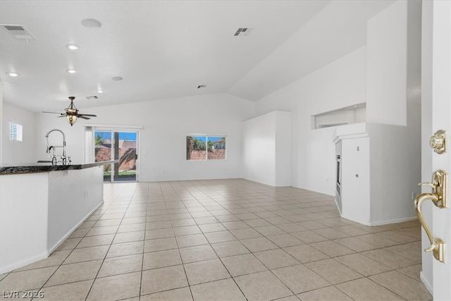 1116 Christopher View Avenue, North Las Vegas, NV 89032