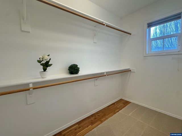 6260 SW Arbor Grove Dr, Corvallis, OR 97333