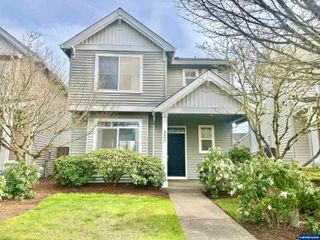 6260 SW Arbor Grove Dr, Corvallis, OR 97333