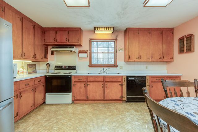 80 S Bow Road, Bow, NH 03304