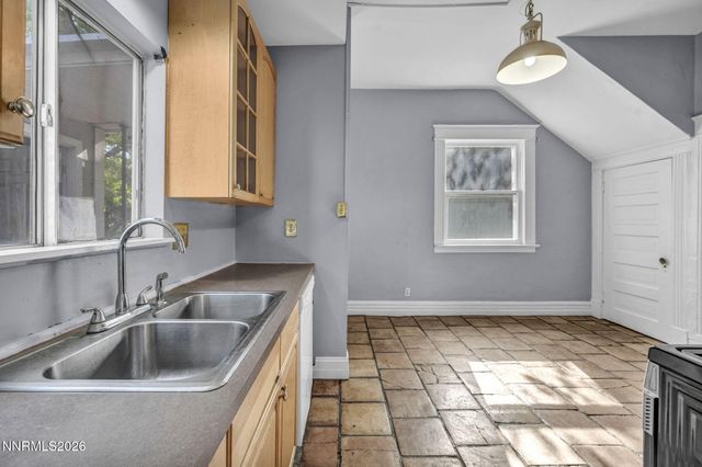 363 Roberts Street, Reno, NV 89502