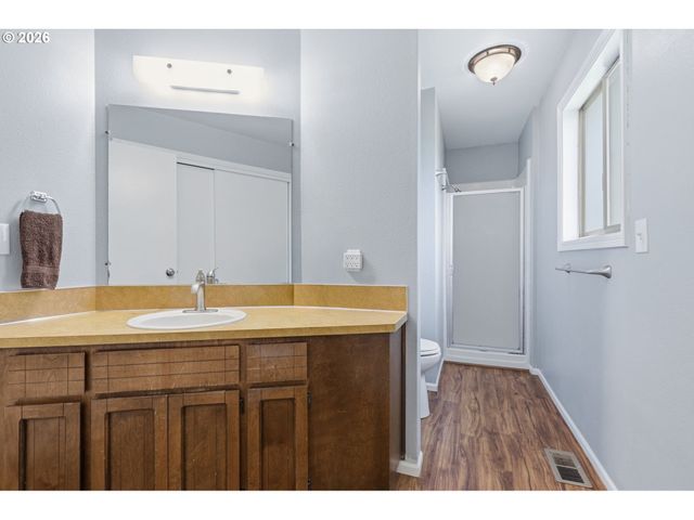22892 Se BELMONT Ct, Damascus, OR 97089