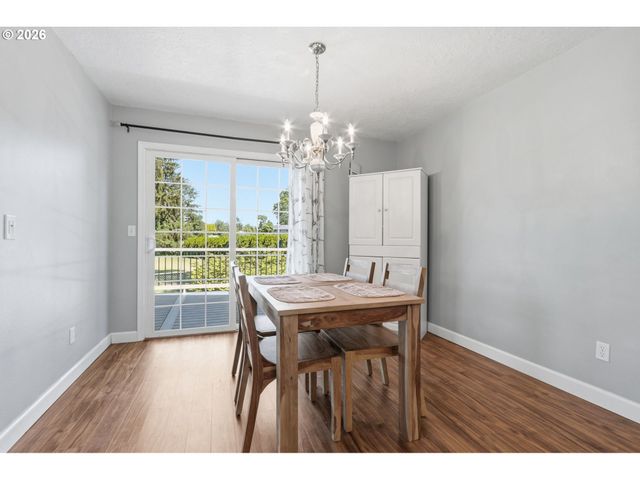 22892 Se BELMONT Ct, Damascus, OR 97089