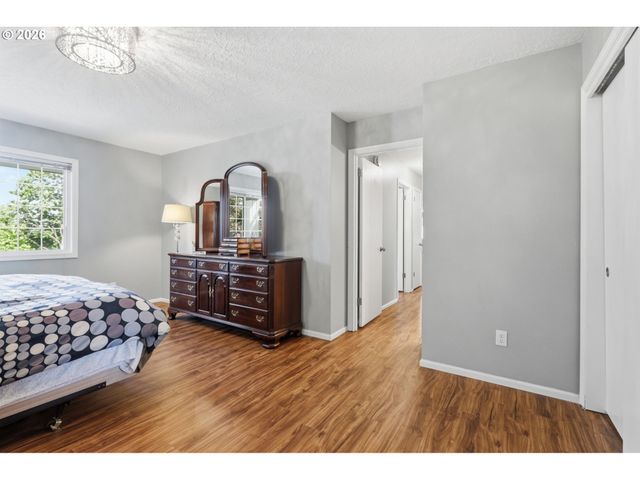 22892 Se BELMONT Ct, Damascus, OR 97089