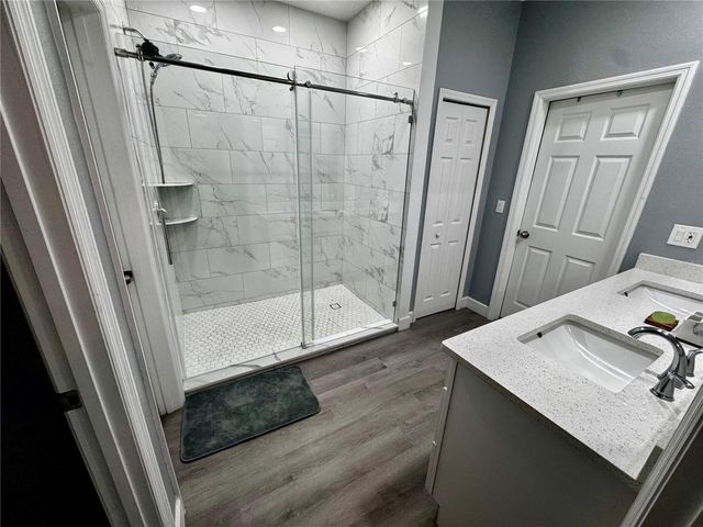 32831 FOREST AVENUE, Leesburg, FL 34788