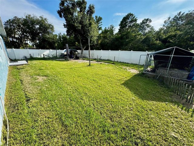 32831 FOREST AVENUE, Leesburg, FL 34788