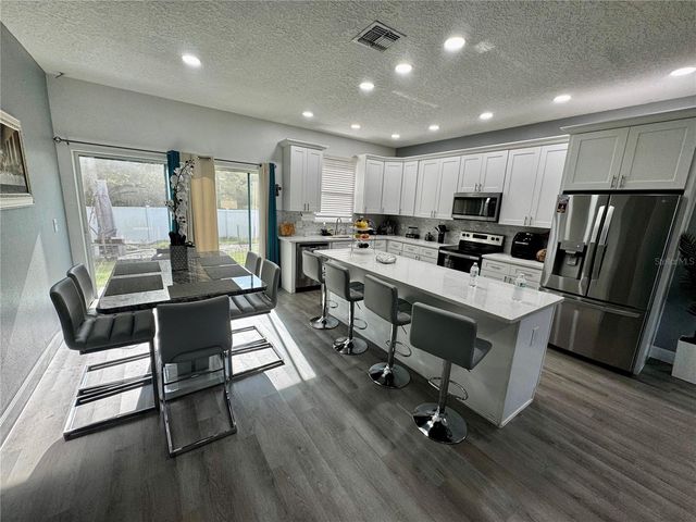 32831 FOREST AVENUE, Leesburg, FL 34788