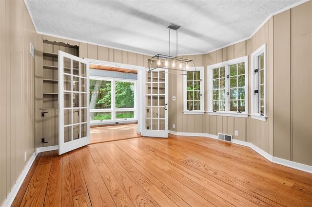 5315 Angling Road, Portage, MI 49024