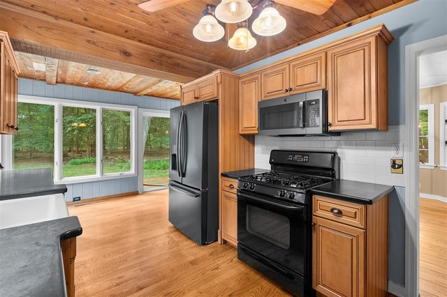 5315 Angling Road, Portage, MI 49024