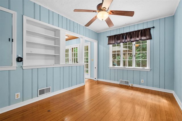 5315 Angling Road, Portage, MI 49024