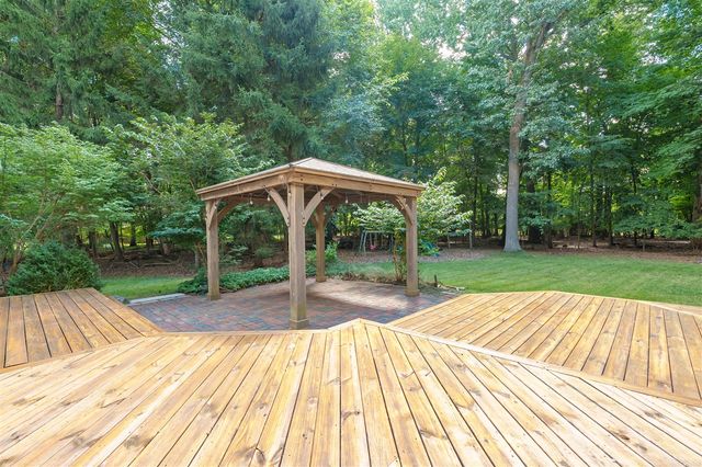 5315 Angling Road, Portage, MI 49024
