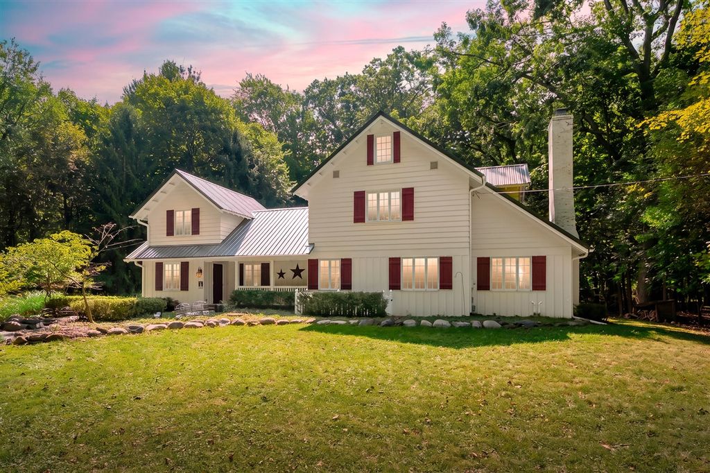 5315 Angling Road, Portage, MI 49024