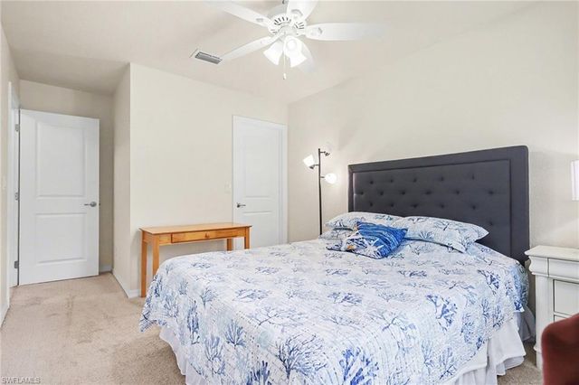 1426 SW 12th TER, Cape Coral, FL 33991