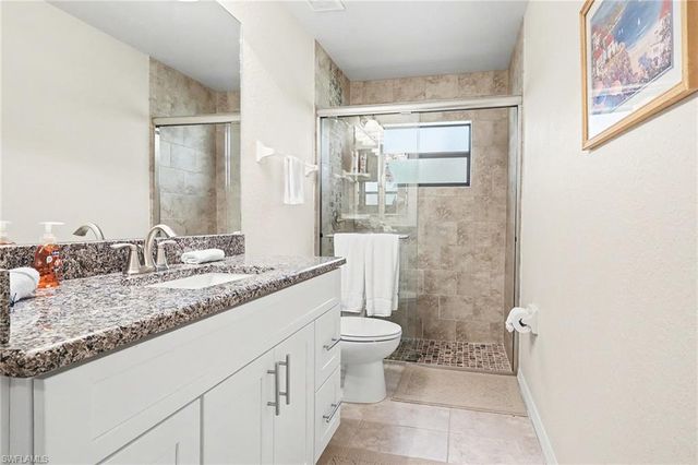 1426 SW 12th TER, Cape Coral, FL 33991