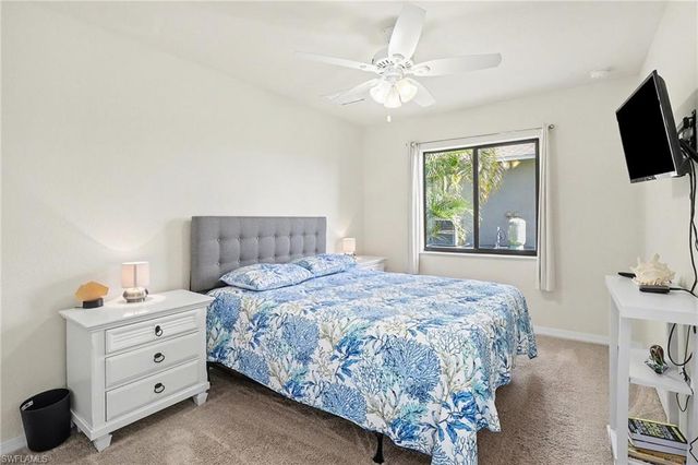 1426 SW 12th TER, Cape Coral, FL 33991