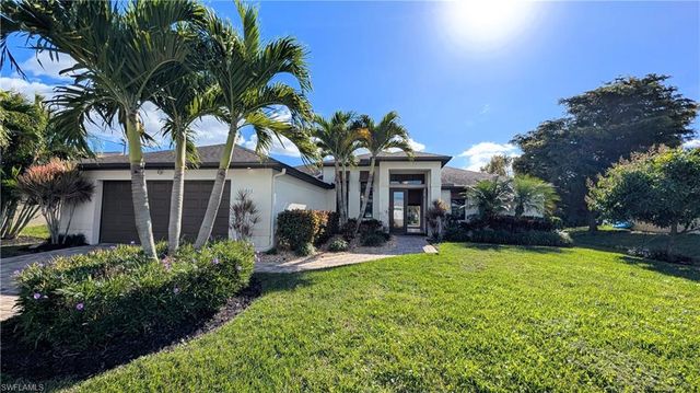1426 SW 12th TER, Cape Coral, FL 33991