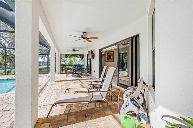 1426 SW 12th TER, Cape Coral, FL 33991