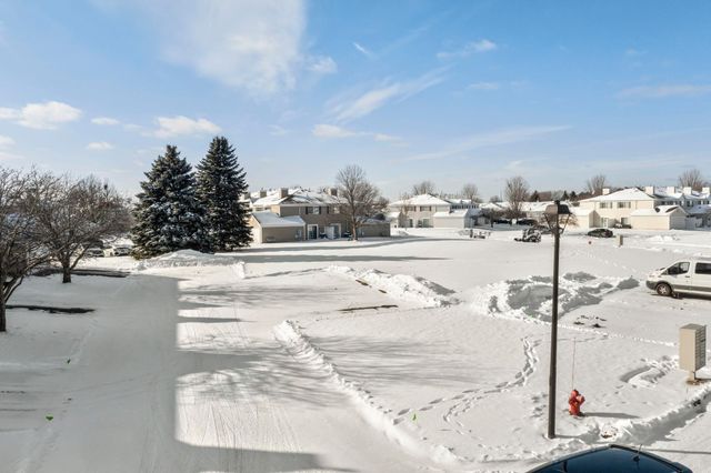 14757 Excelsior Lane 105, Apple Valley, MN 55124