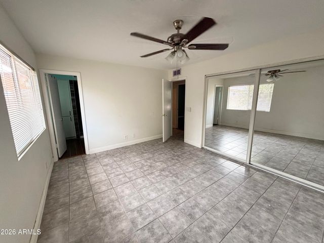 2807 N DAKOTA Street, Chandler, AZ 85225