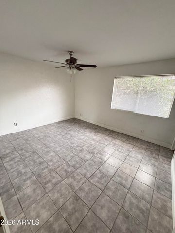 2807 N DAKOTA Street, Chandler, AZ 85225