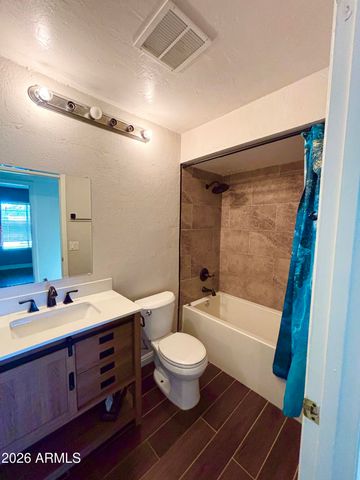 2807 N DAKOTA Street, Chandler, AZ 85225