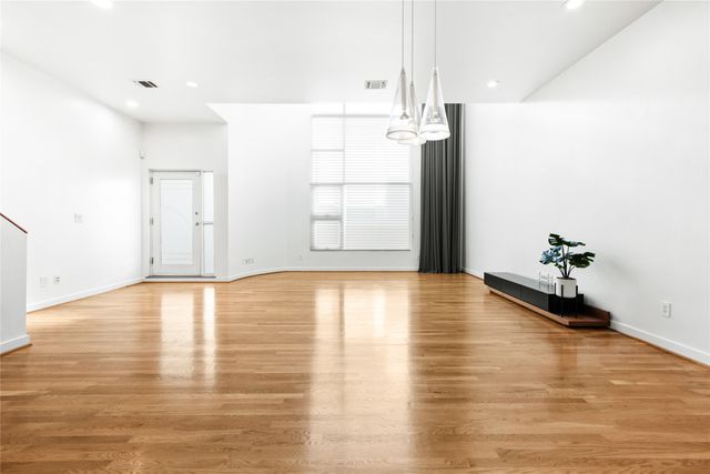 4022 Travis Street C, Dallas, TX 75204